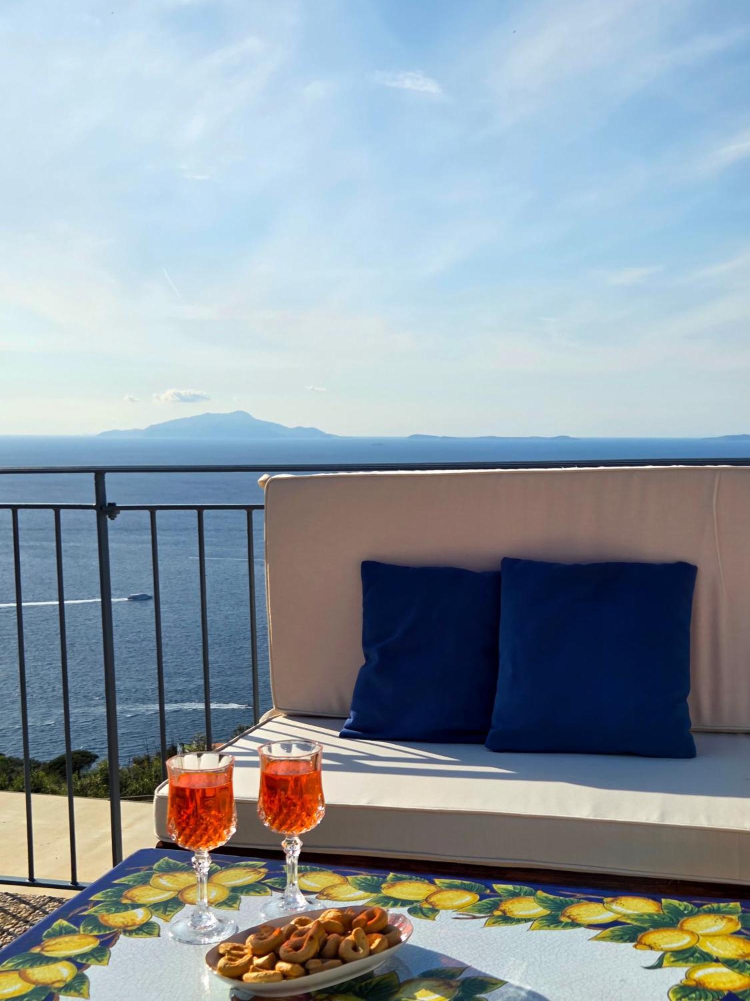 Sun & Relax, Relaxing Location With Seaview Villa Massa Lubrense Eksteriør billede