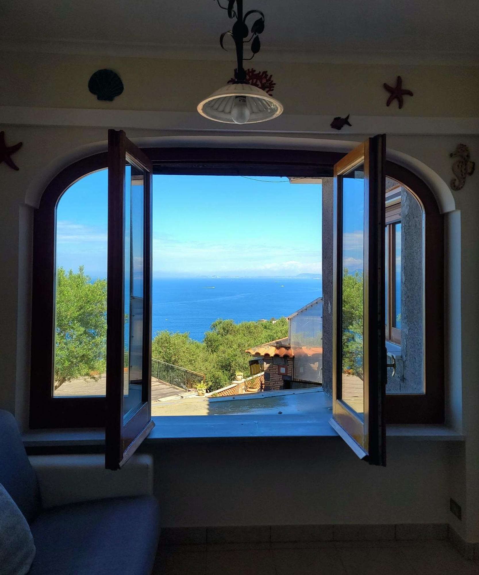 Sun & Relax, Relaxing Location With Seaview Villa Massa Lubrense Eksteriør billede