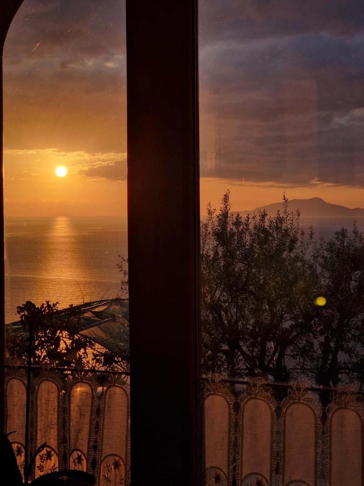 Sun & Relax, Relaxing Location With Seaview Villa Massa Lubrense Eksteriør billede